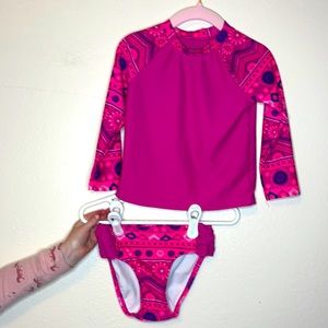 Circo 3T Two Piece Rash Gard Girls Swimsuit.
